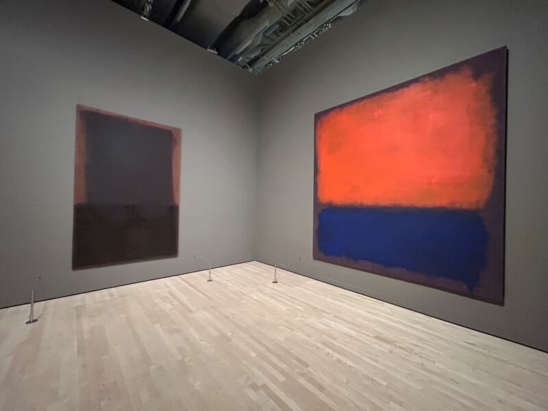 Often compared to American painter Mark Rothko (his "No. 14, 1960" from SFMOMA's collection is shown on the right), South Korean artist Yun Hyong-keun is known for his burnt umber canvases (like "Untitled (1986-90)" shown on the left). Yun is a favorite of collector Kim Namjoon, who purposefully juxtaposed the two works in the same room so they could talk to each other. The monochrome artist, whose 16 works figures prominently in the exhibit, has an entire gallery (titled "Umber") dedicated to his work.